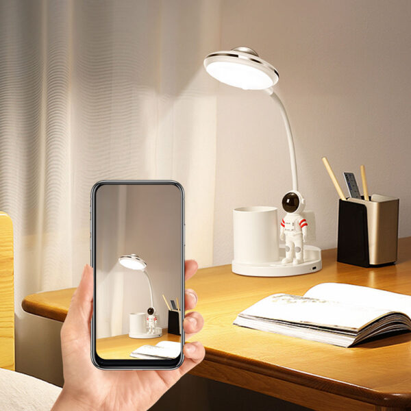 D6/D7 Modern design astronaut-inspired multi-functional office/study/bedroom lamp with touch control, USB charging port, and projector light