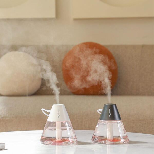 Y21 USB Small Appliance Gift Mini Car Air Humidifier Ultrasonic Essential Oil Aromatherapy Diffuser Spray Humidifier Portable